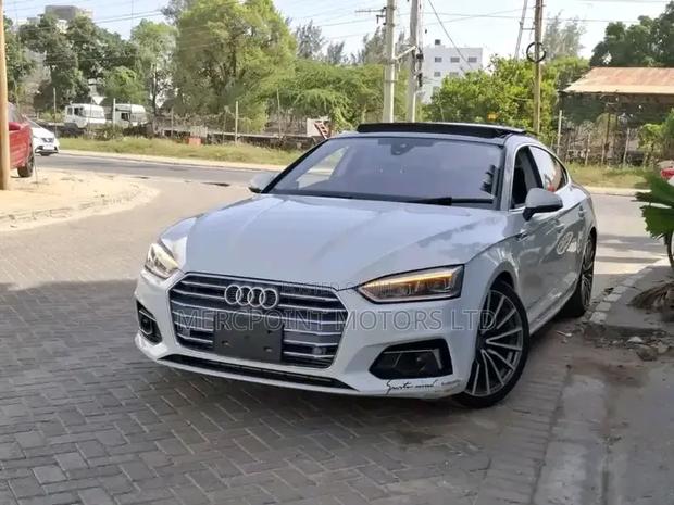 Audi A5 2.0T Premium AWD quattro Sportback 2019 Pearl