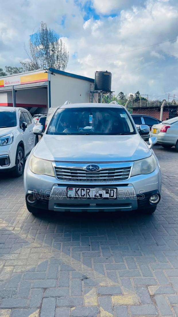 Subaru Forester 2011 Silver