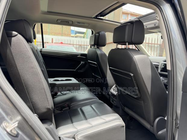 Volkswagen Tiguan 2.0T S AWD 4MOTION 2019 Gray