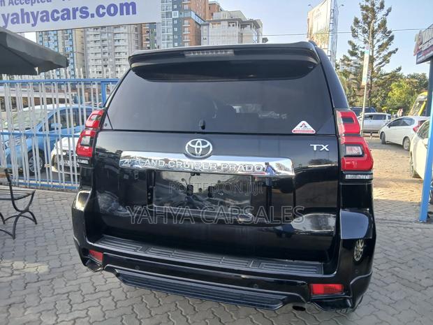 Toyota Land Cruiser Prado 2018 Matt Black