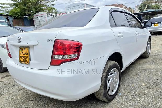 Toyota Axio 1.5 G 2WD 2010 White
