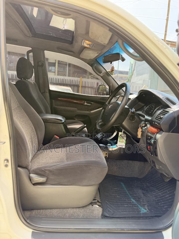 Toyota Land Cruiser Prado 2008 White