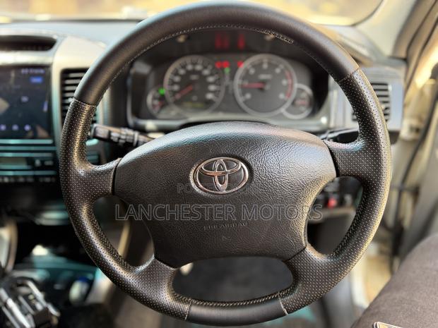 Toyota Land Cruiser Prado 2008 White