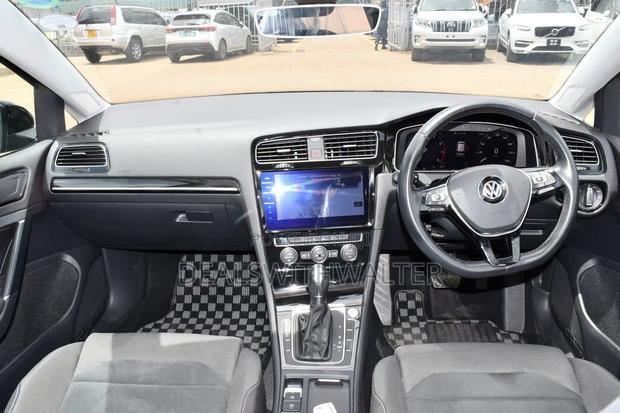 Volkswagen Golf 1.4T S FWD 2019 Black
