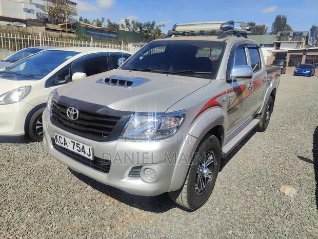 Toyota Hilux 2008 Silver