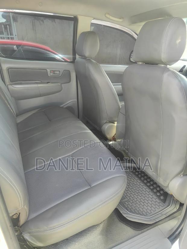 Toyota Hilux 2008 Silver