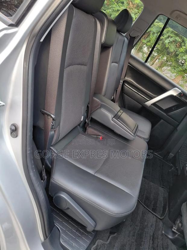 Toyota Land Cruiser Prado 2019 Silver