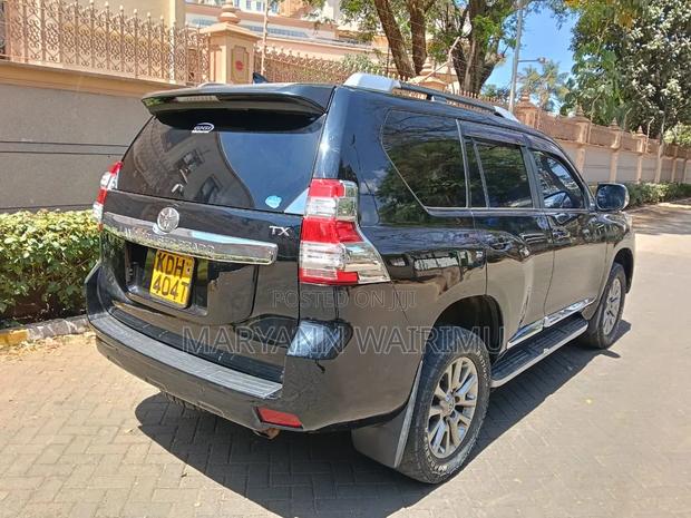 Toyota Land Cruiser Prado 2.7 2017 Black