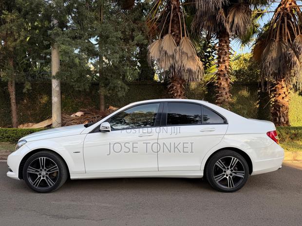 Mercedes-Benz C180 2014 White