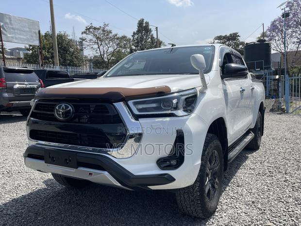 Toyota Hilux Revo Double Cab Deisel 2.4 AWD 2021