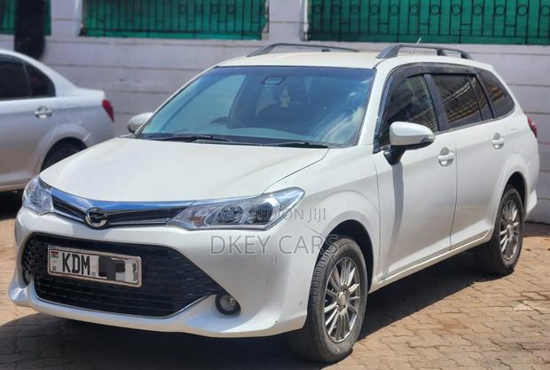 Toyota Corolla Fielder 2016 White