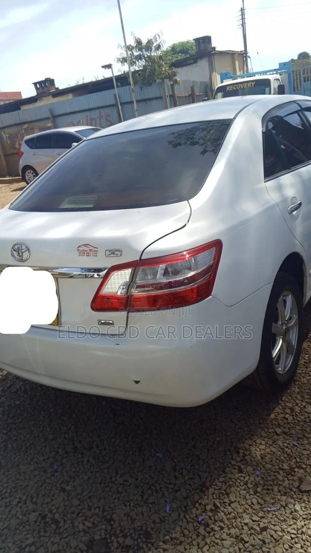 Toyota Premio 1.8 FWD 2012 White