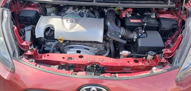 Toyota Sienta 1.5 AWD (6-seater) 2017 Red