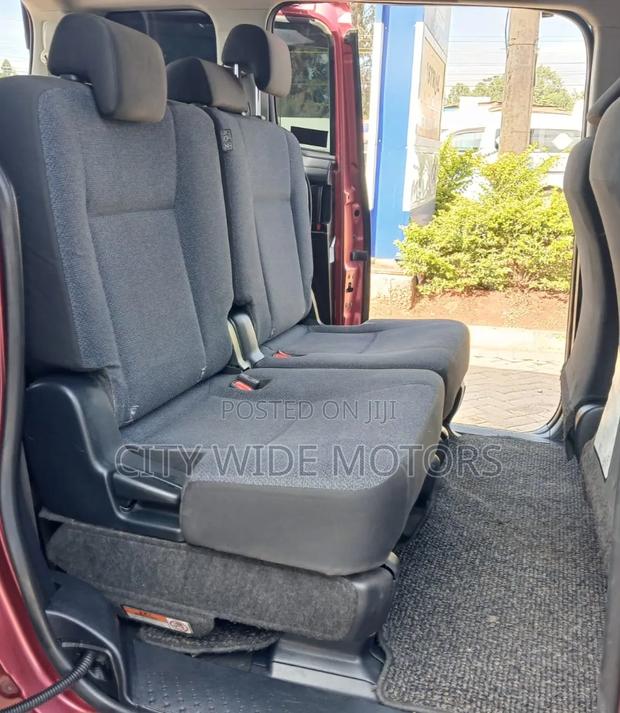 Toyota Sienta 1.5 AWD (6-seater) 2017 Red