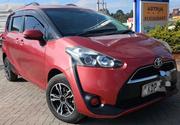 Toyota Sienta 1.5 AWD (6-seater) 2017 Red for sale