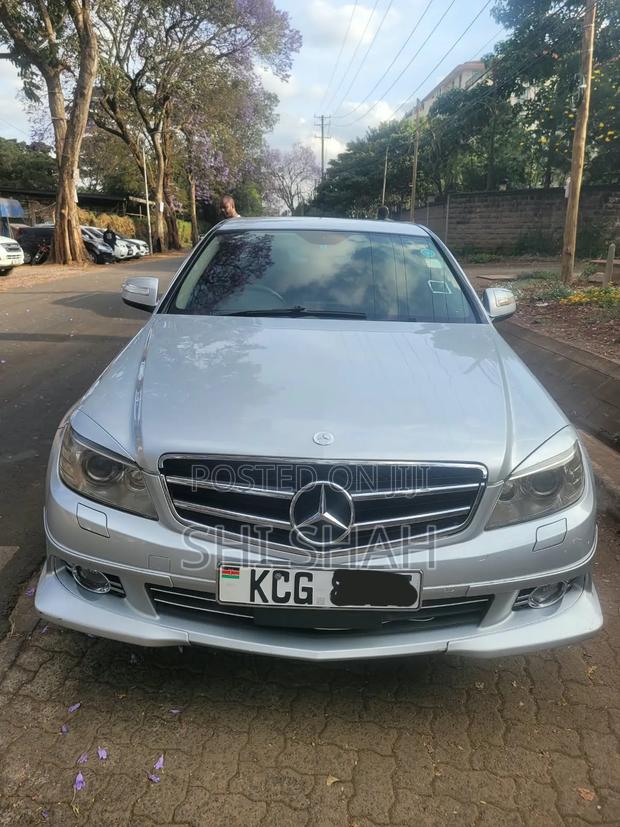Mercedes-Benz C200 2012 Silver