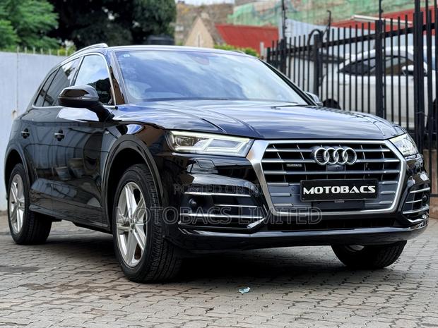 Audi Q5 2.0T Premium AWD quattro 2019 Black