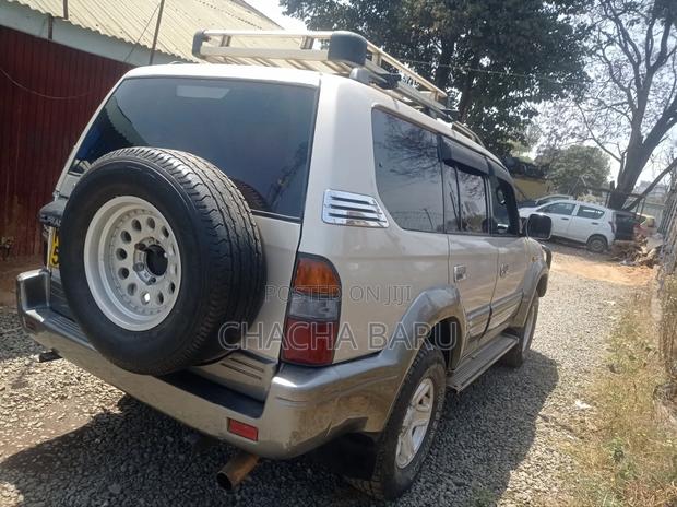 Toyota Land Cruiser Prado 2003 Gray