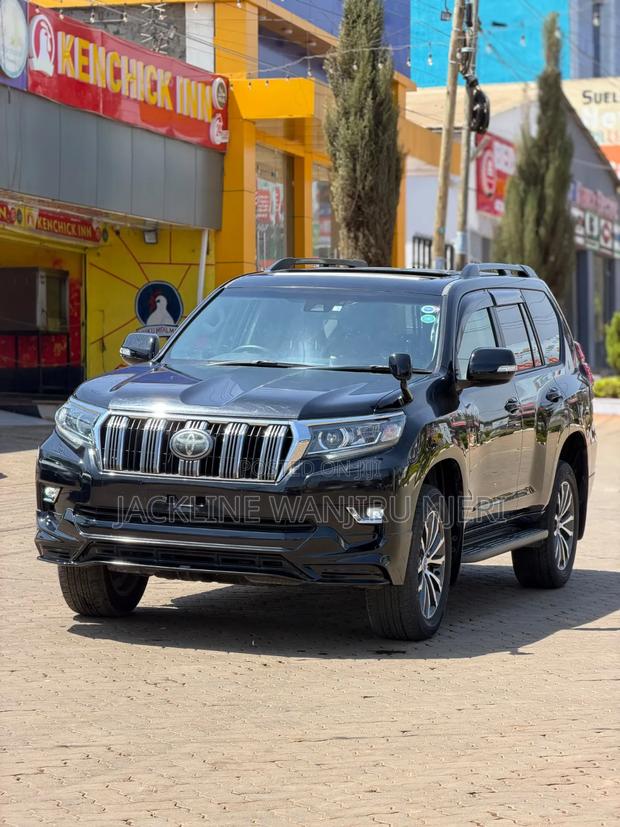 Toyota Land Cruiser Prado 2.7 2018 Black