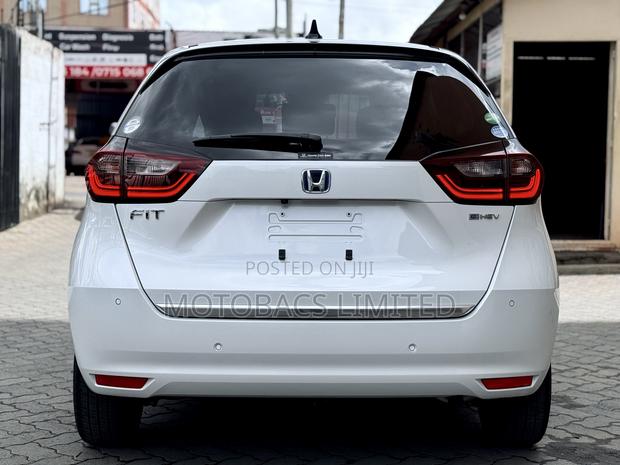 Honda Fit 2020 Pearl