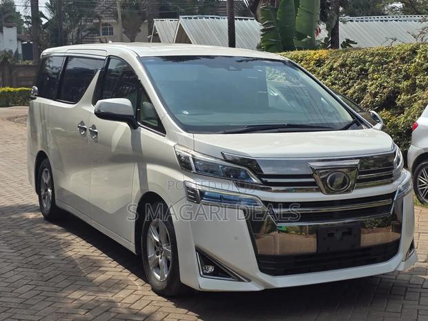 Toyota Vellfire 2018 White