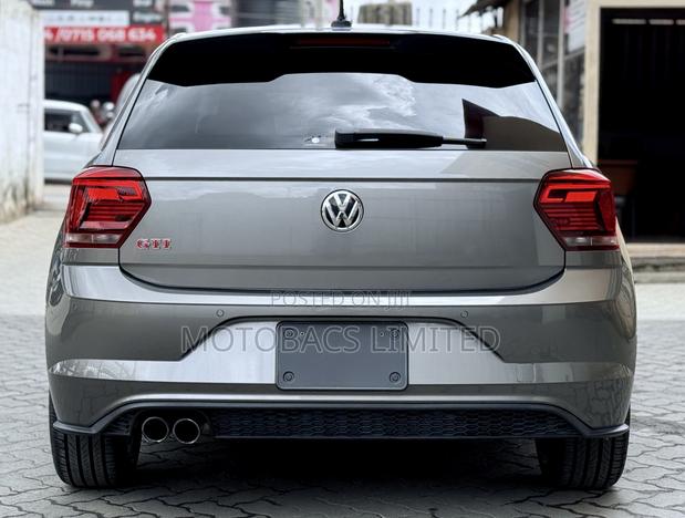 Volkswagen Polo 2019 Gray
