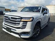 Toyota Land Cruiser 2021 White for sale