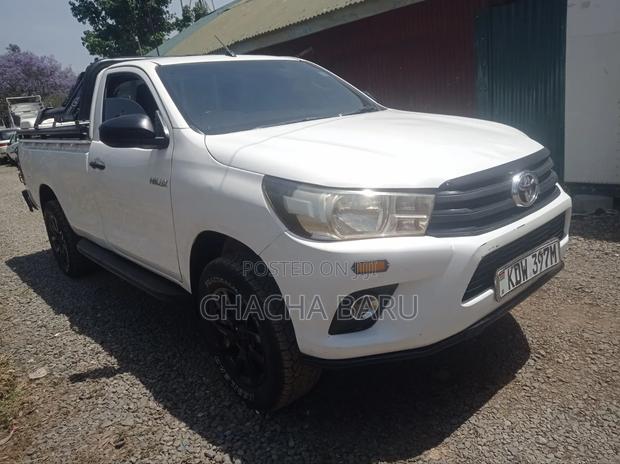 Toyota Hilux Revo Single Cab Deisel 2.4 RWD 2018 White