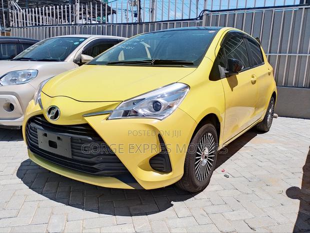 Toyota Vitz 1.3 FWD 5dr 2019 Yellow