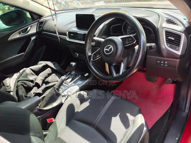 Mazda Axela 2017 Red