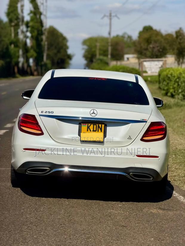 Mercedes-Benz E250 2016 White