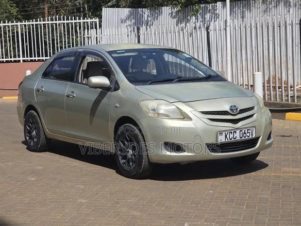 Toyota Belta 2008