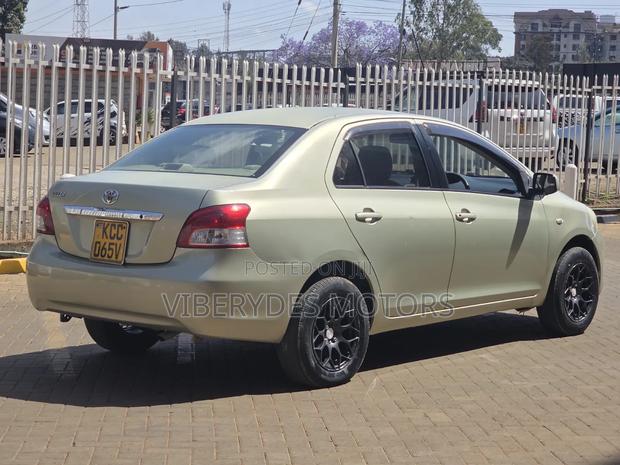 Toyota Belta 2008