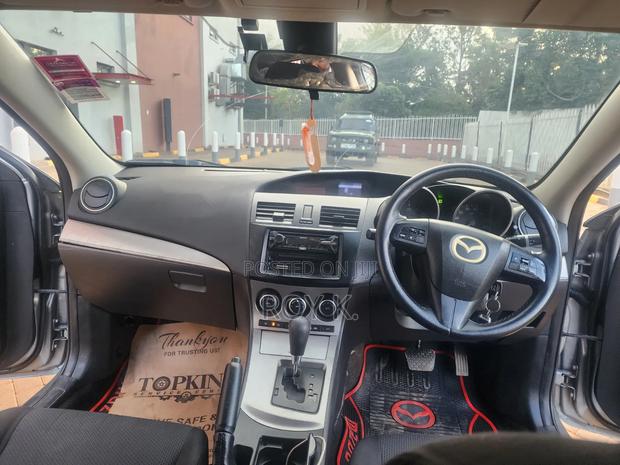 Mazda Axela 2012 Silver