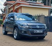 Volkswagen Tiguan 2015 Gray for sale