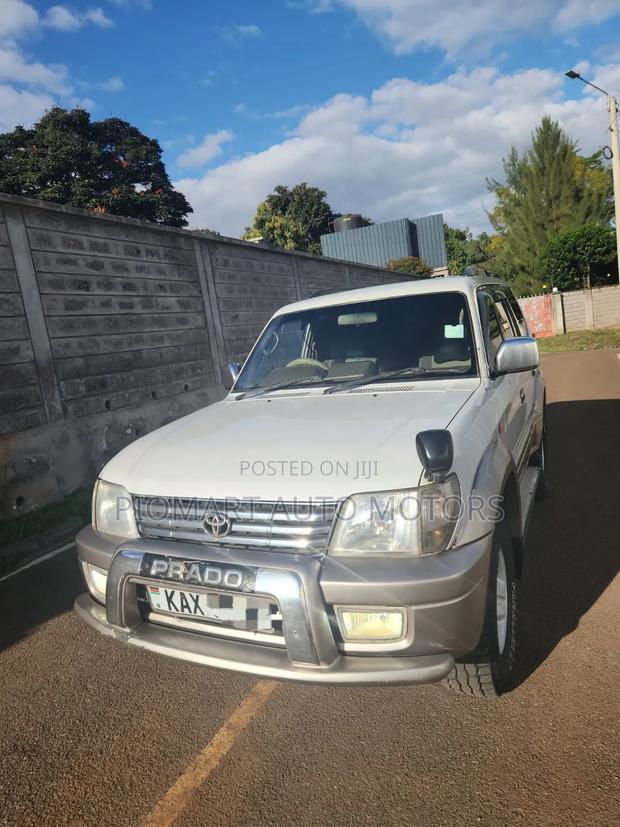 Toyota Land Cruiser Prado 2001 Silver