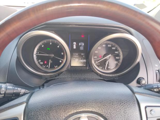 Toyota Land Cruiser Prado 2.8 D-4D 2015 White
