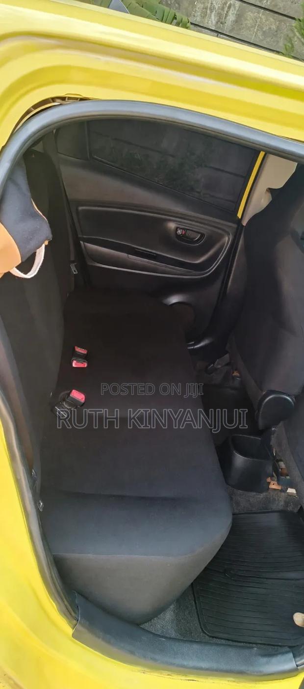 Toyota Vitz 2015 Yellow