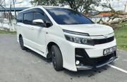 Toyota Noah 2017 White for sale