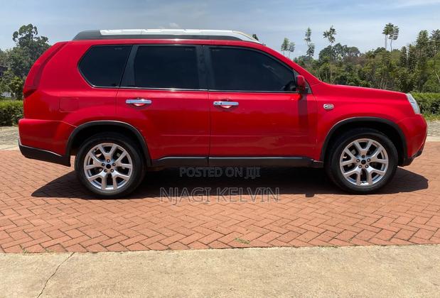 Nissan X-Trail 2012