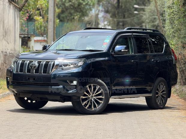 Toyota Land Cruiser Prado 2018 Blue