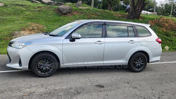 Toyota Corolla Fielder 1.5 Petrol AWD 2019 Silver
