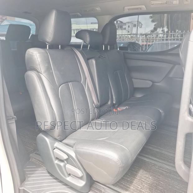 Toyota Alphard 2.5 Petrol AWD 2019 Pearl