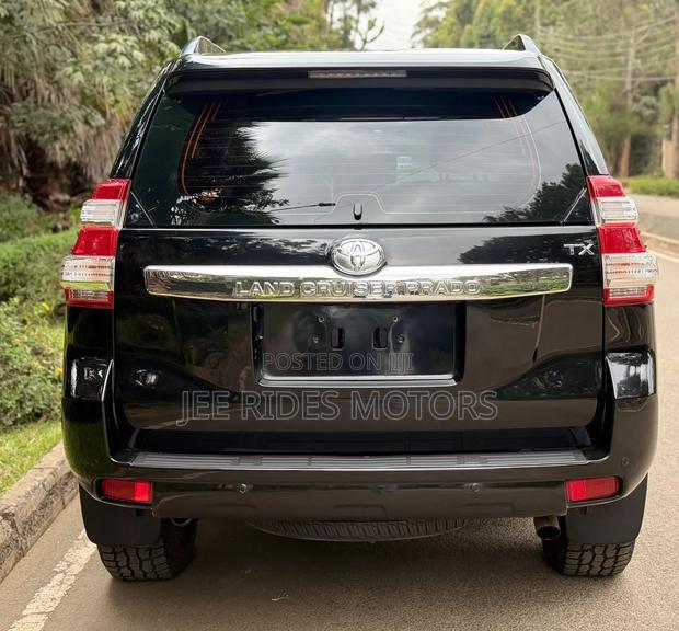 Toyota Land Cruiser Prado 2016 Burgundy