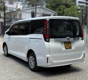 Toyota Noah 2.0 FWD (7 Seater) 2017 Pearl for sale
