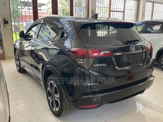 Honda Vezel 1.5 Hybrid 2WD 2019 Black