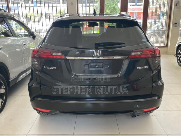 Honda Vezel 1.5 Hybrid 2WD 2019 Black