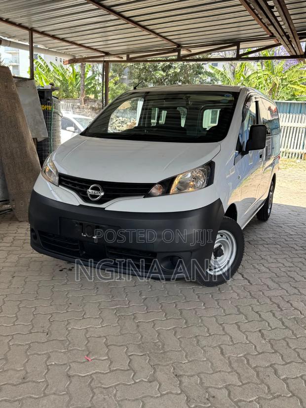 Nissan NV350 2020 White