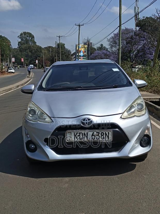 Toyota Aqua 2016 Silver