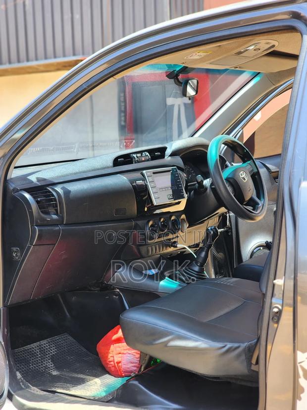 Toyota Hilux Revo Smart Cab Deisel 2.8 AWD 2016 Gray